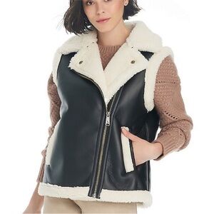 Koolaburra by Ugg Women's Black and Cream Shearling Vest